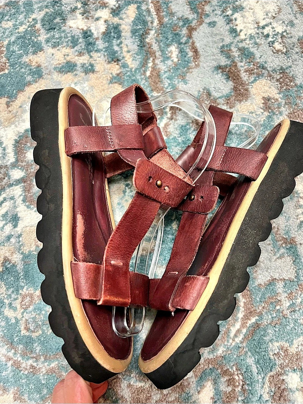 Free people Burgandy strappy sandals. - Picture 3 of 7